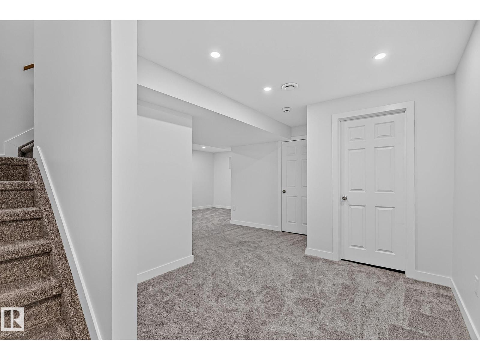 2 Heatherglen Drive, photo 44
