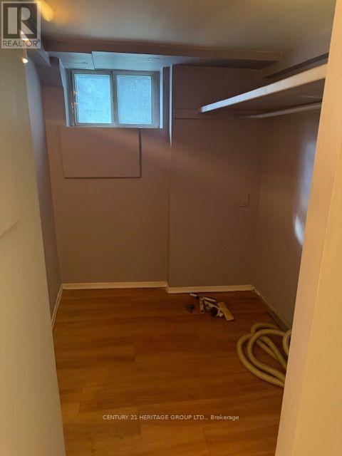 16 Sparkhall Avenue, Toronto, ON photo 13