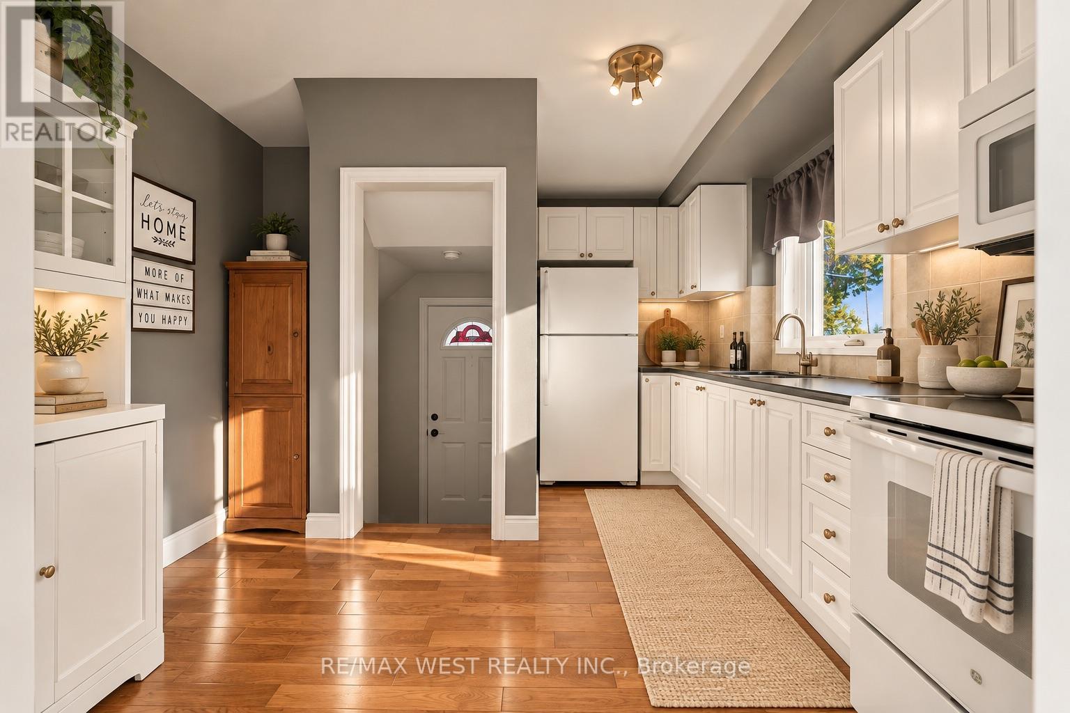 61 Chelwood Road, Toronto, ON photo 8