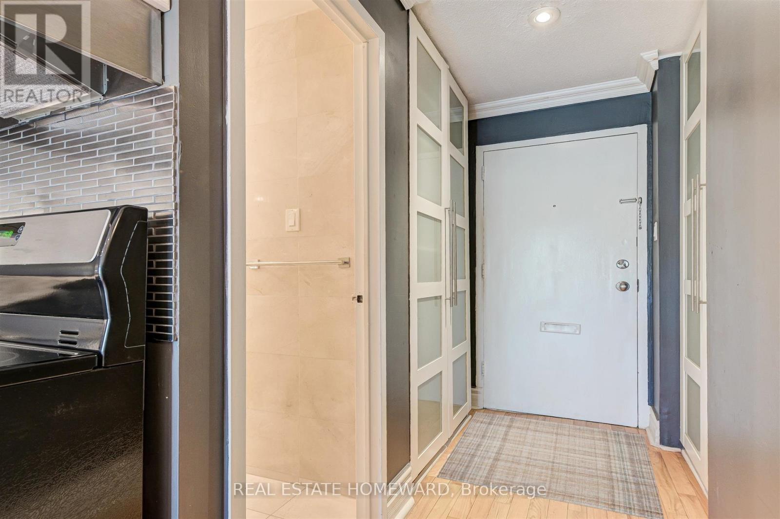 322- 123 Woodbine Avenue, Toronto, ON photo 3