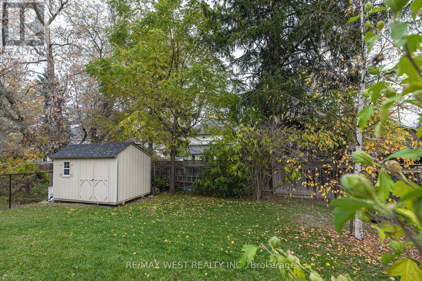 201 BIGELOW STREET - 32