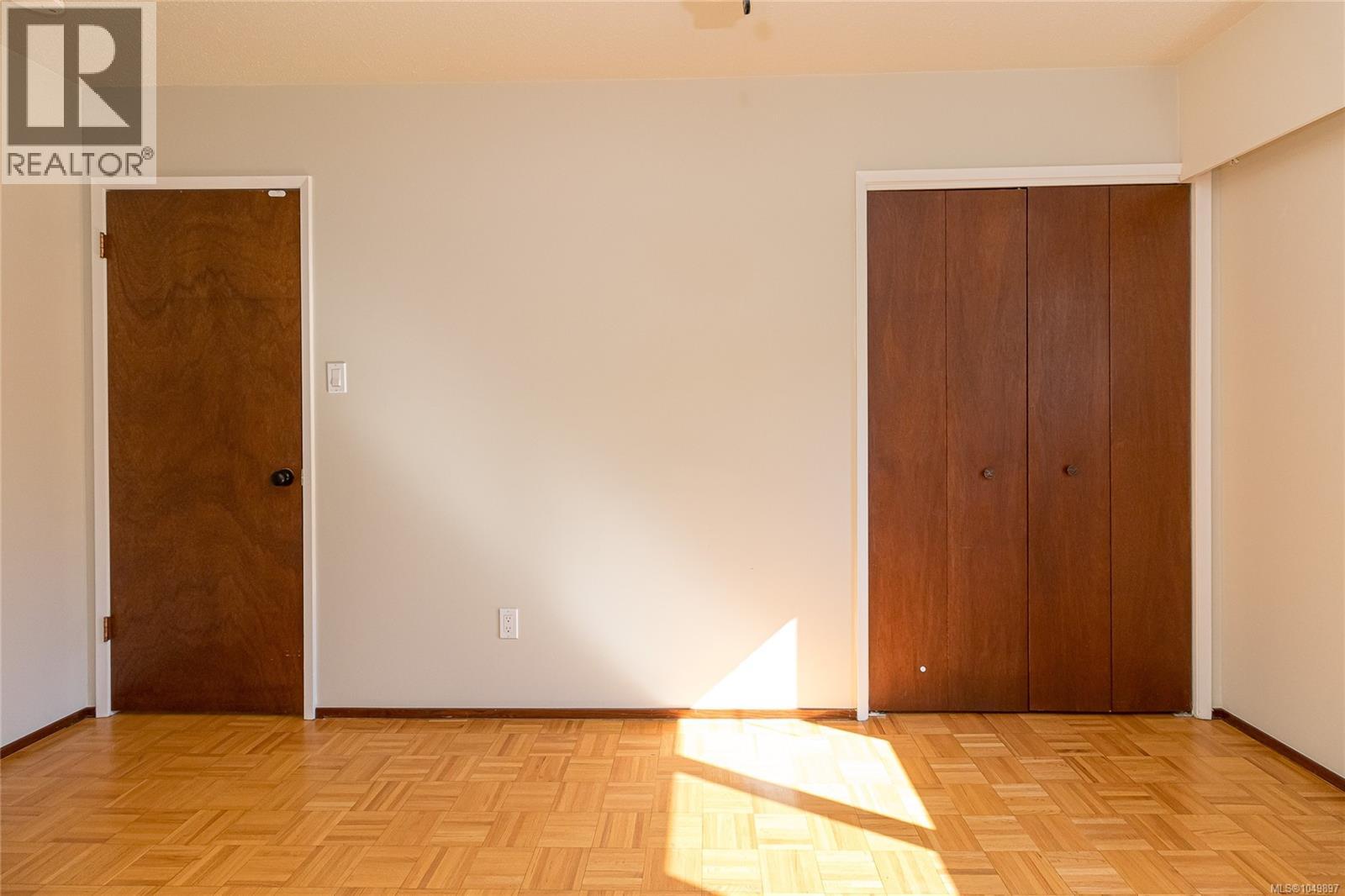 955 Doumac Ave, Saanich - Image 1