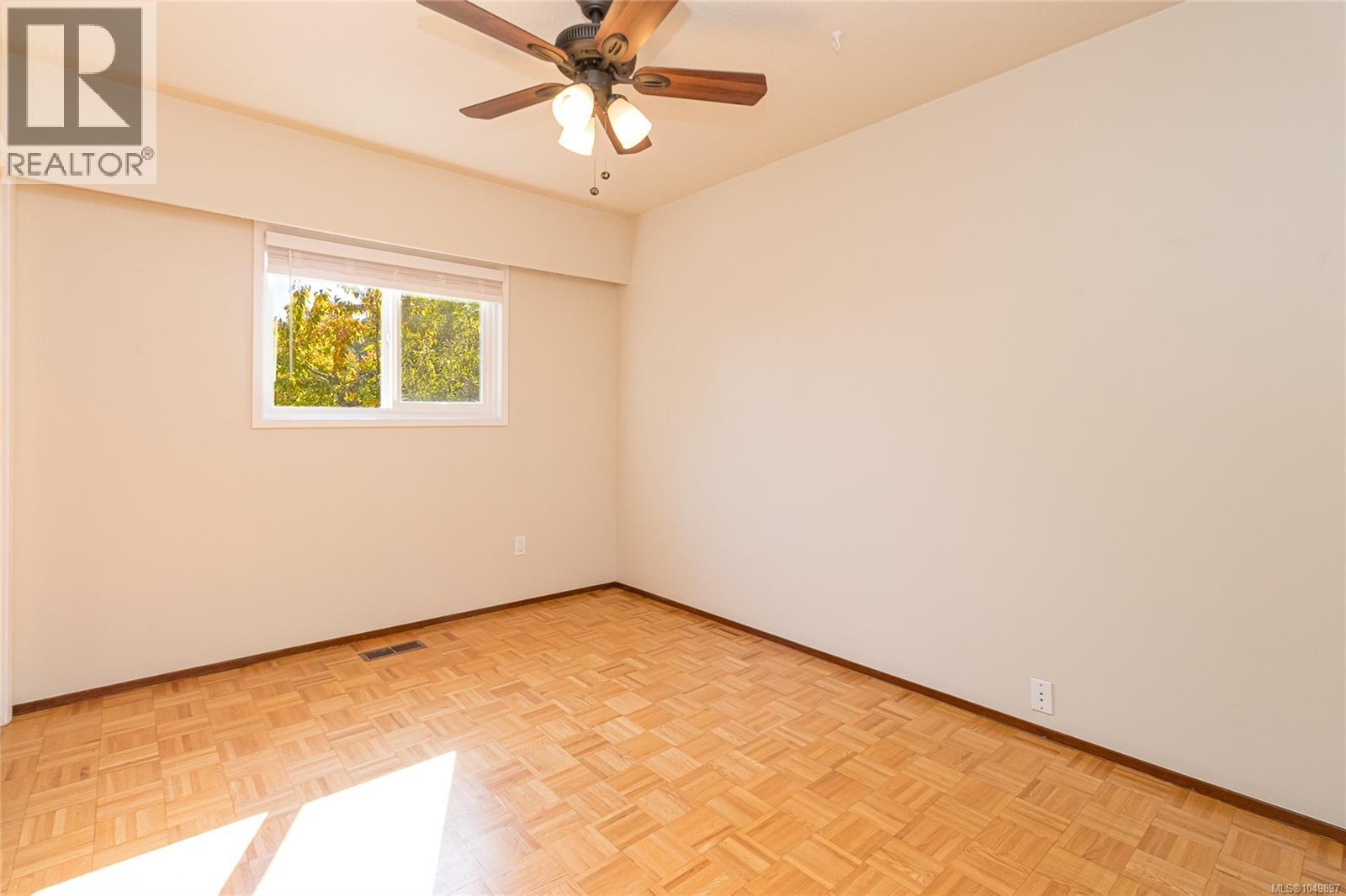 955 Doumac Ave, Saanich - Image 1