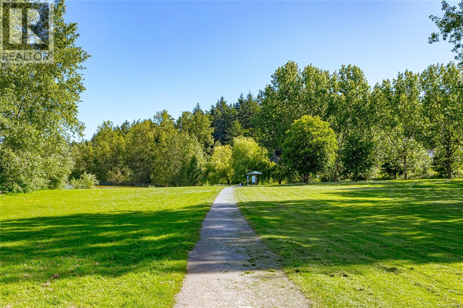 955 Doumac Ave, Saanich - Image 1