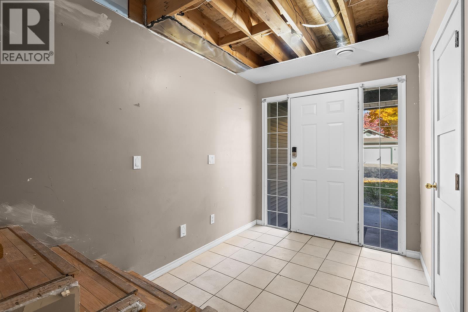  533 Harrop Avenue, Kelowna