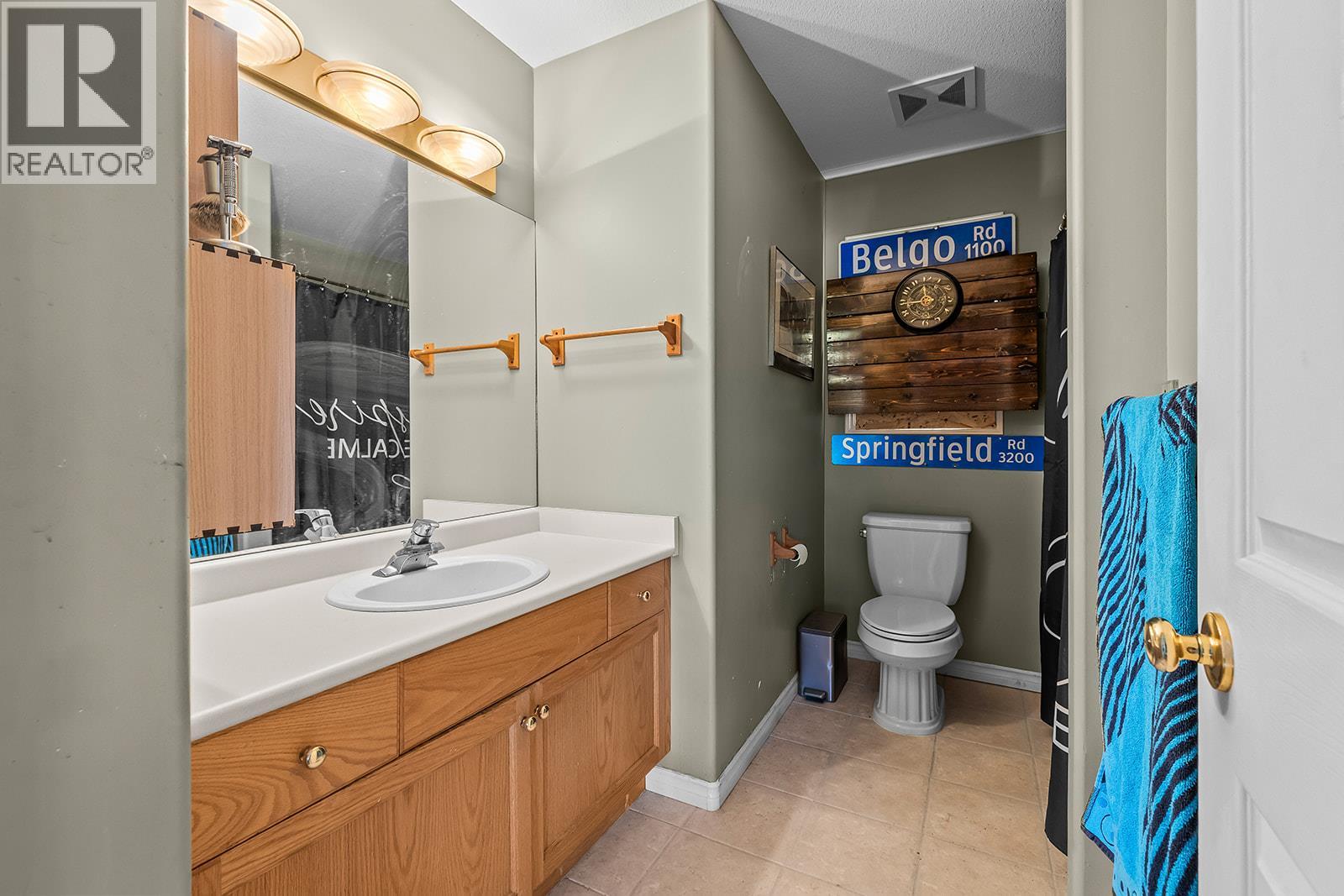 533 Harrop Avenue - 29