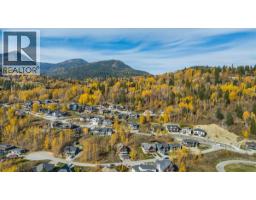802 White Tail Drive, Rossland, BC V0G1Y0 Photo 9