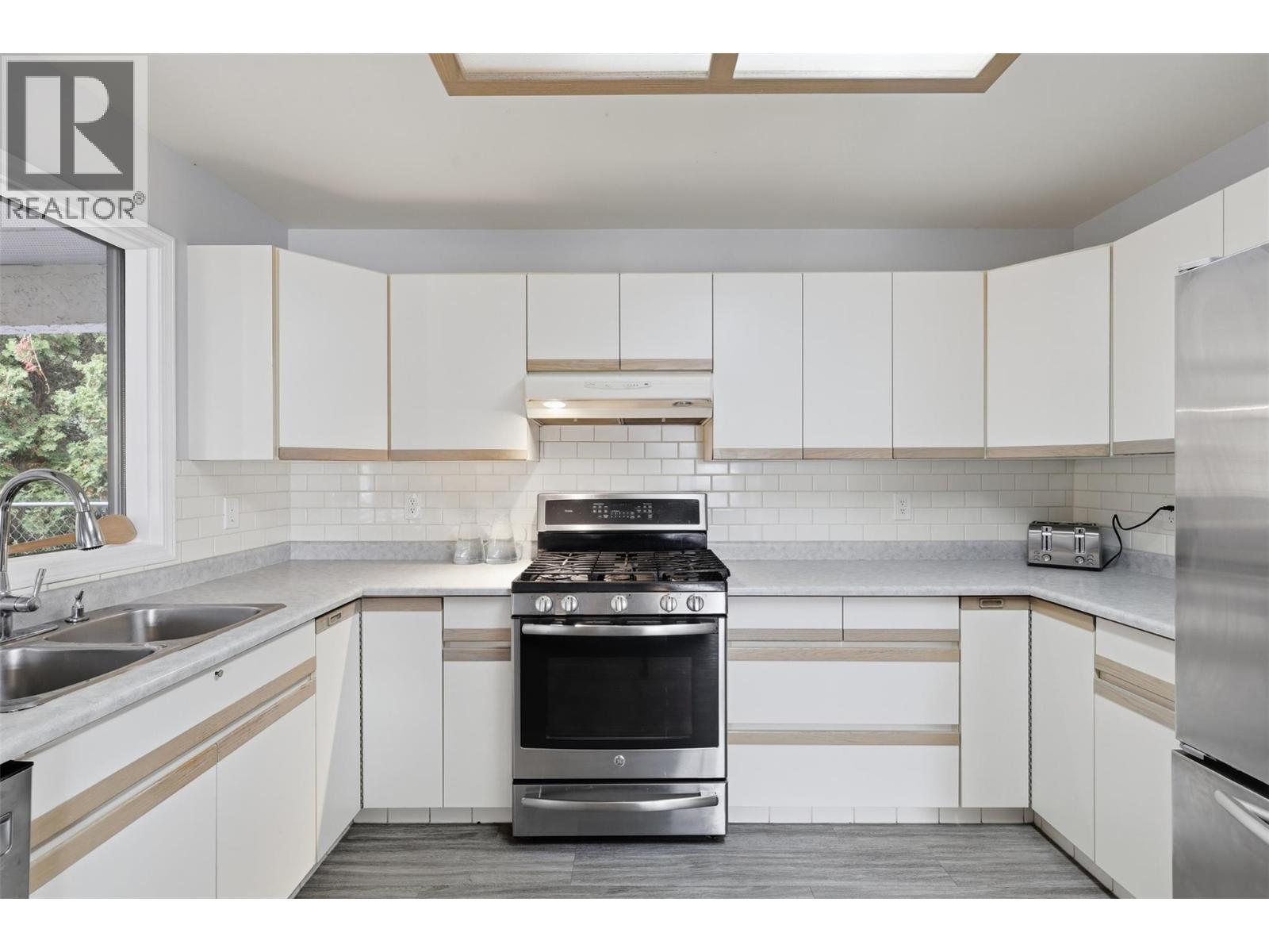 801 ALPINE Terrace - 4