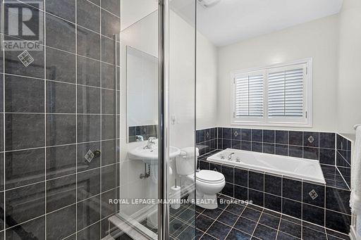62 Diploma Avenue, Vaughan, ON photo 24