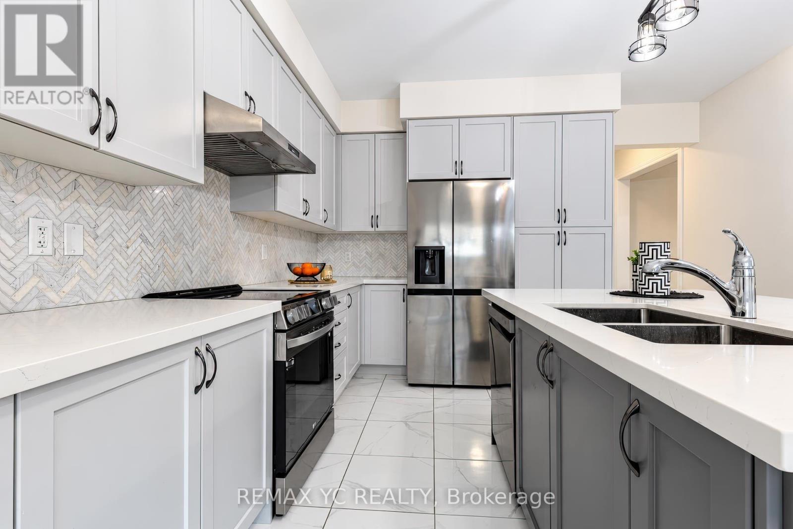 126 Durham Avenue, Barrie photo 14