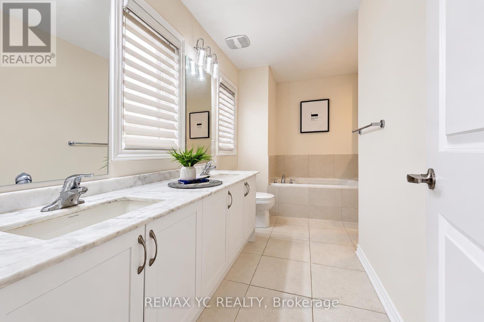 126 Durham Avenue, Barrie photo 20