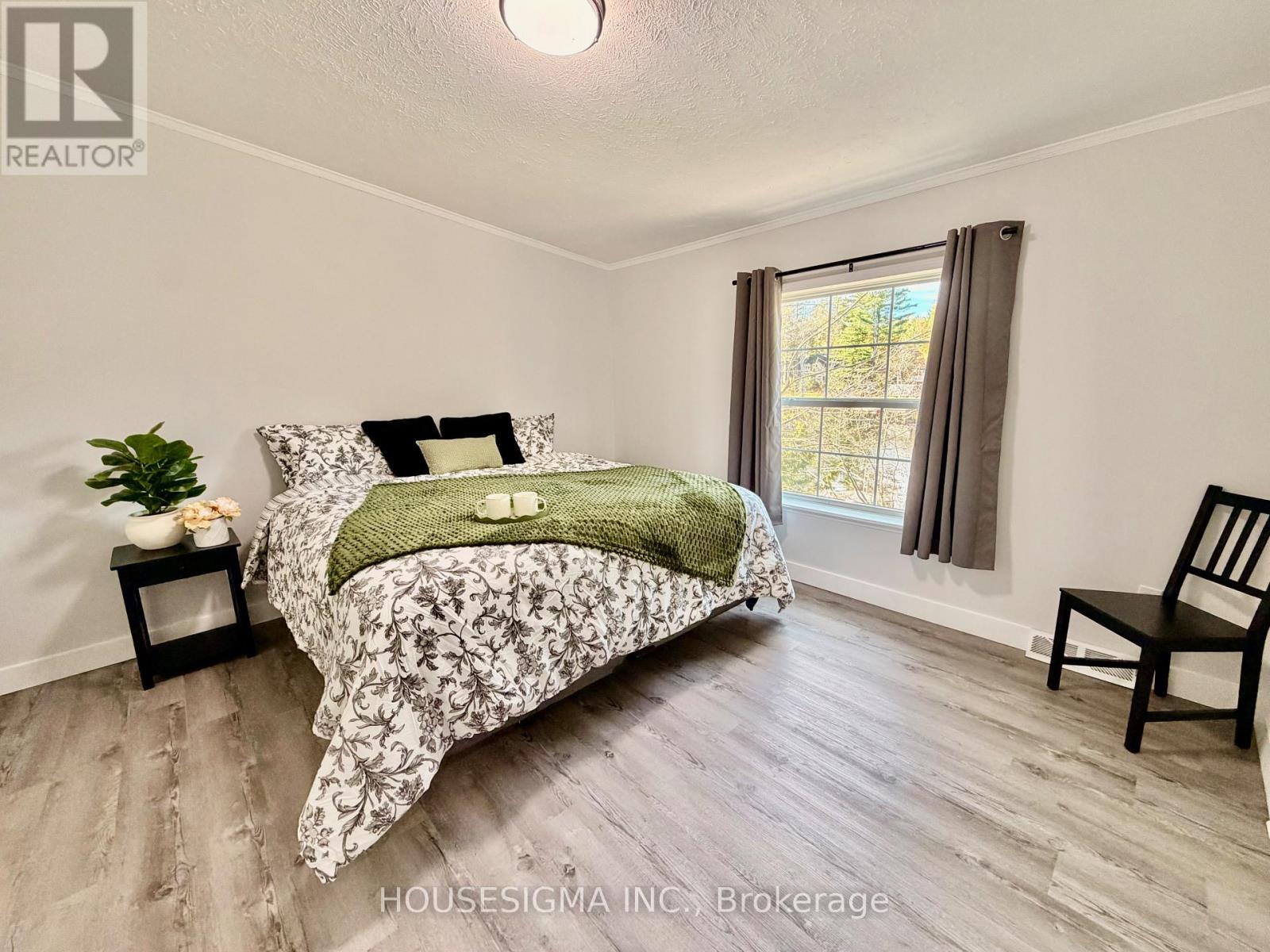 8168 Laidlaw Avenue, Ramara photo 8