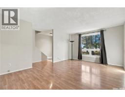 Family room - 102 Oakview Drive, Regina, SK S4R0E4 Photo 8
