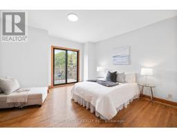 151 Humberside Avenue, Toronto, ON M6P1K3 Photo 11