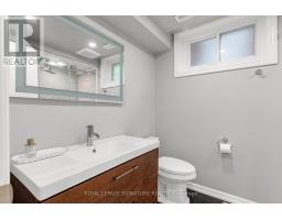 Laundry room - 2364 Wyandotte Drive, Oakville, ON L6L2T6 Photo 9