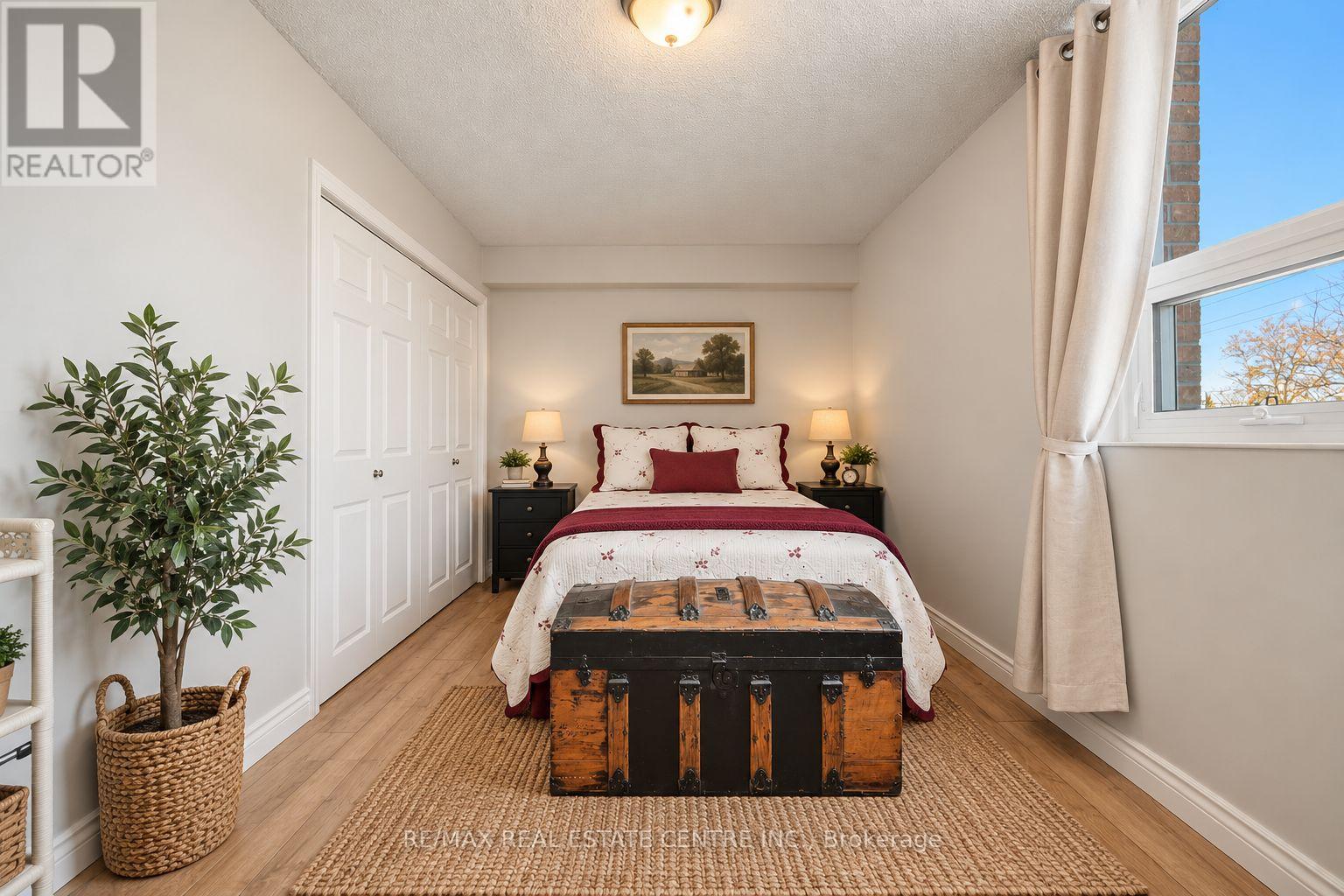 8 Fead Street, Orangeville, ON photo 20