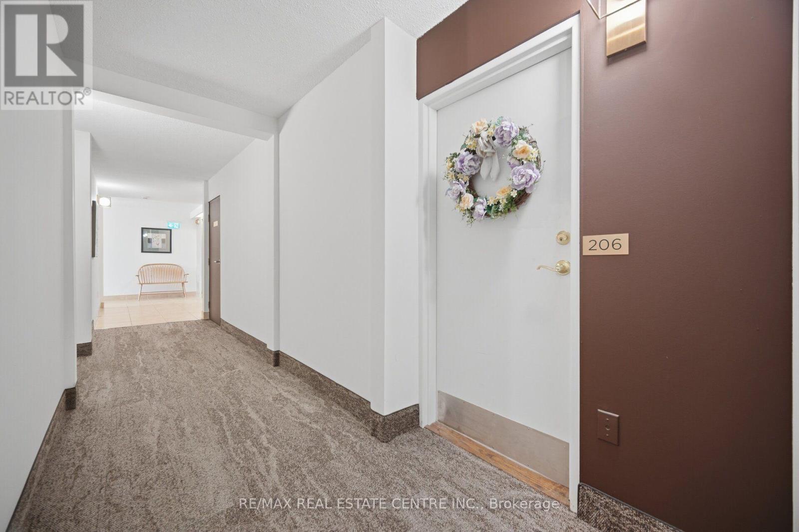 8 Fead Street, Orangeville, ON photo 7