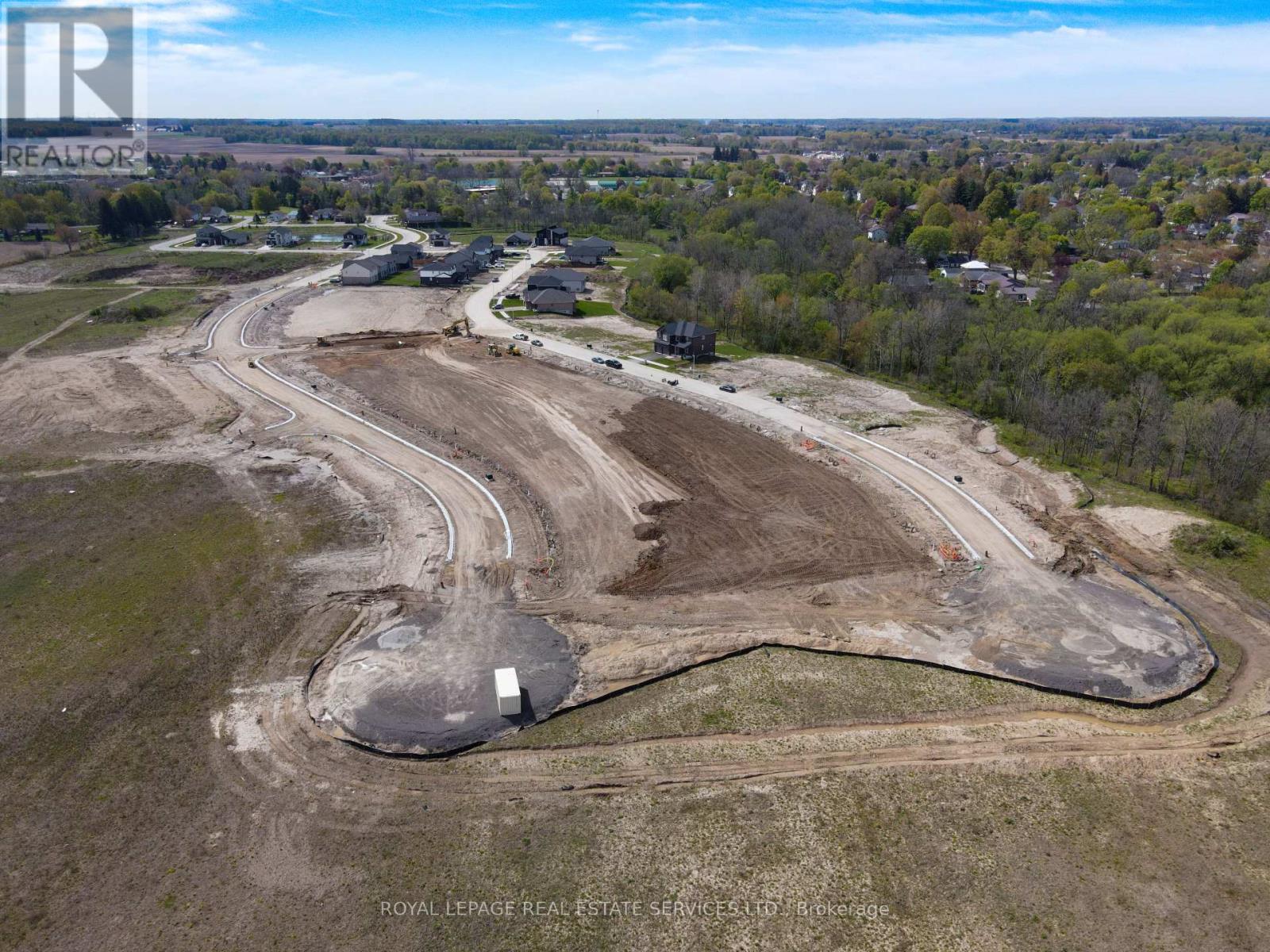 Cottonwood Boulevard, Aylmer, ON photo 1
