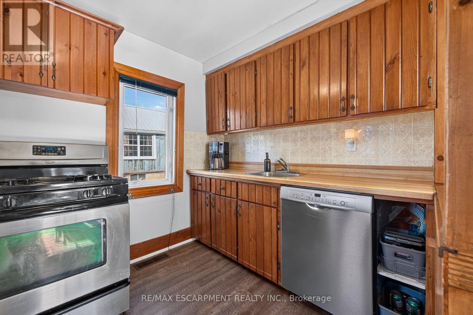909 Tamarac Street, Haldimand, ON photo 10