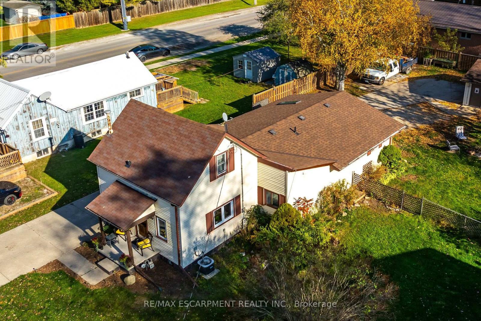 909 Tamarac Street, Haldimand, ON photo 2