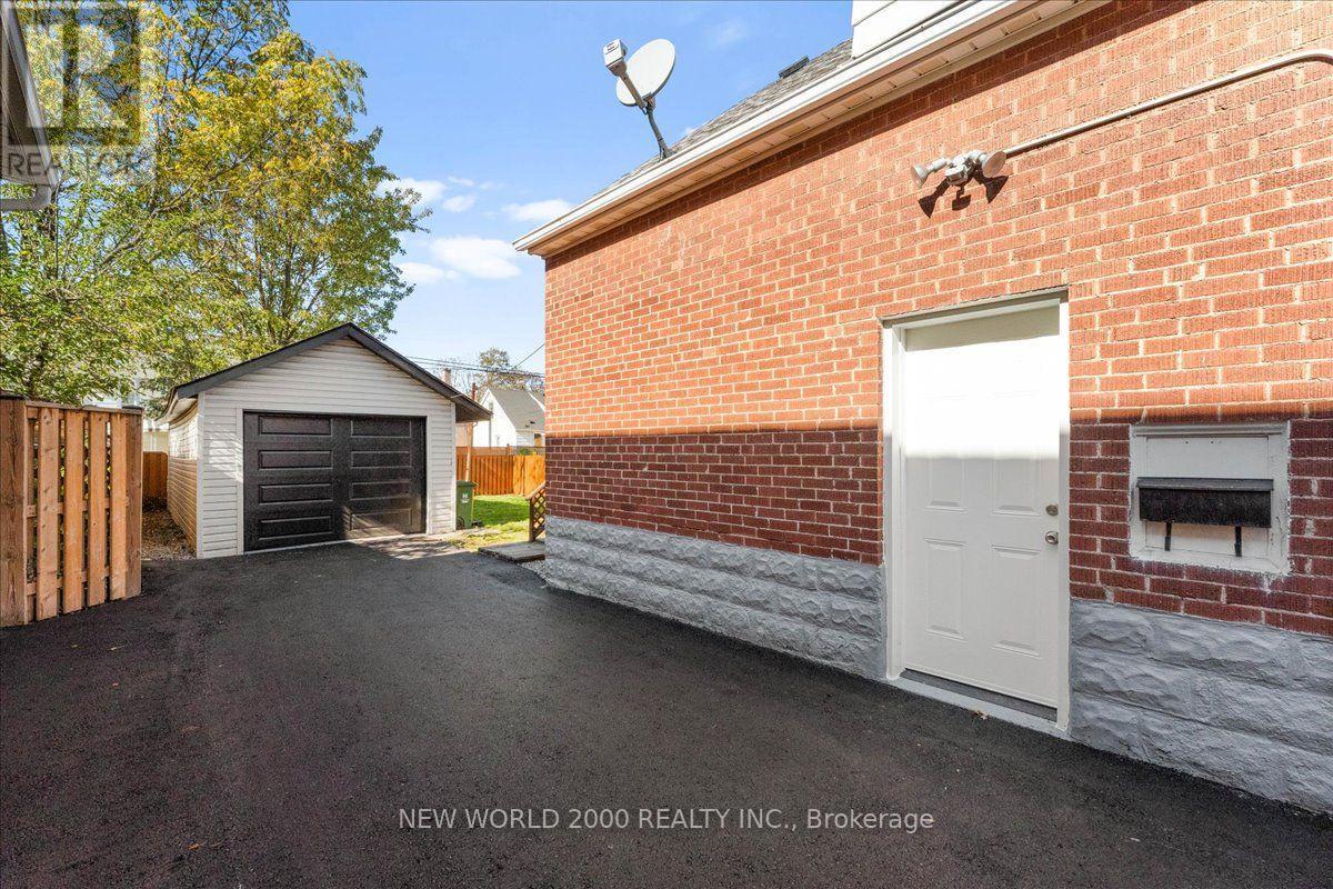 144 Rodgers Road, Hamilton, ON photo 32