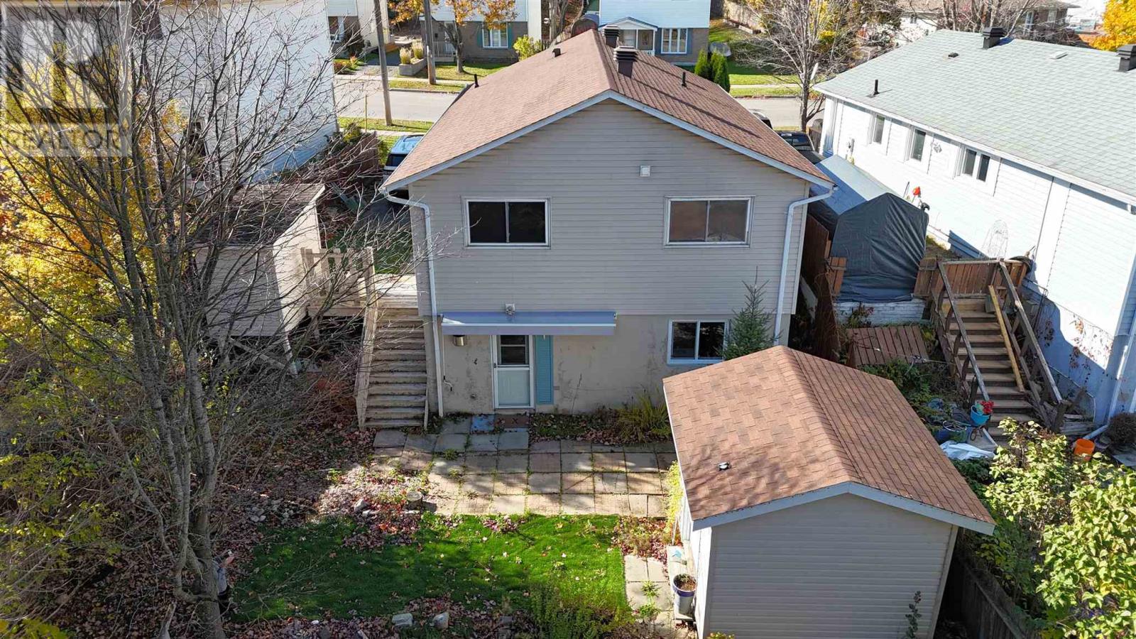 27 Hergott AVE - 9
