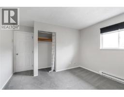 Kitchen - 2837 Scott St, Victoria, BC V8R4J5 Photo 13