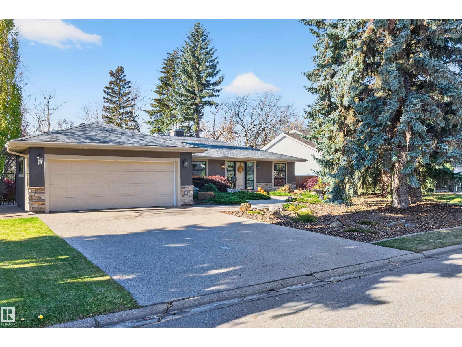 Photo of 30 LODGEPOLE CR, St. Albert