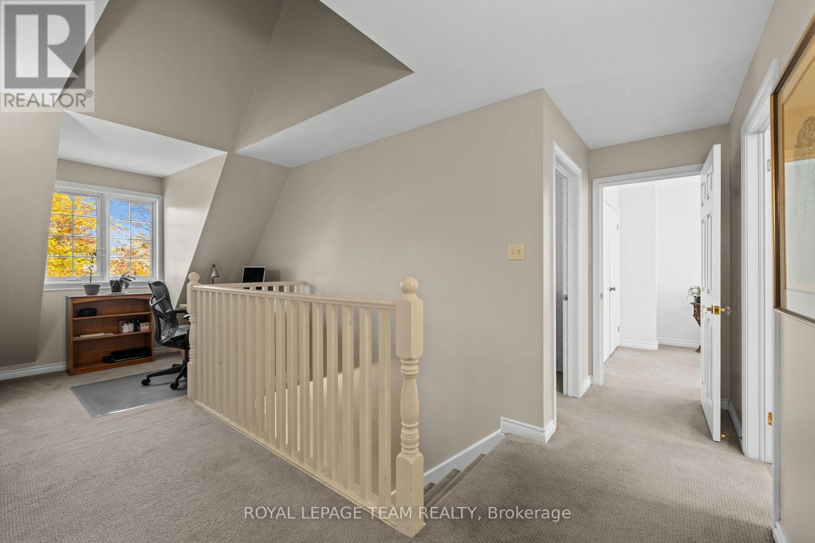 Second Level Hall/Loft Space