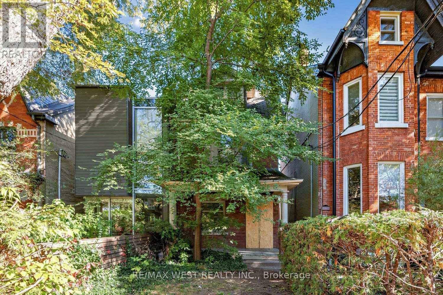 279 Brunswick Avenue, Toronto, ON