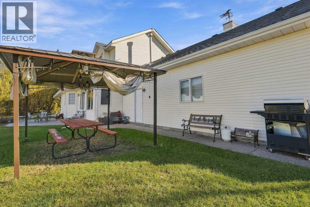 Listing photo – 3000 35 Street, Ponoka