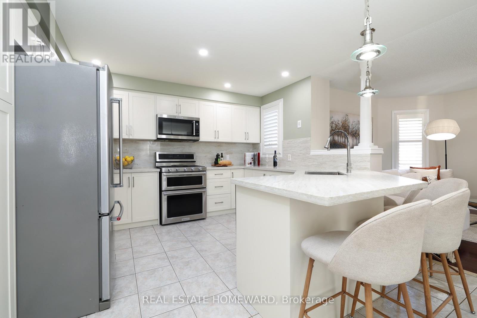 174 Tormina Boulevard, Whitby, ON photo 12