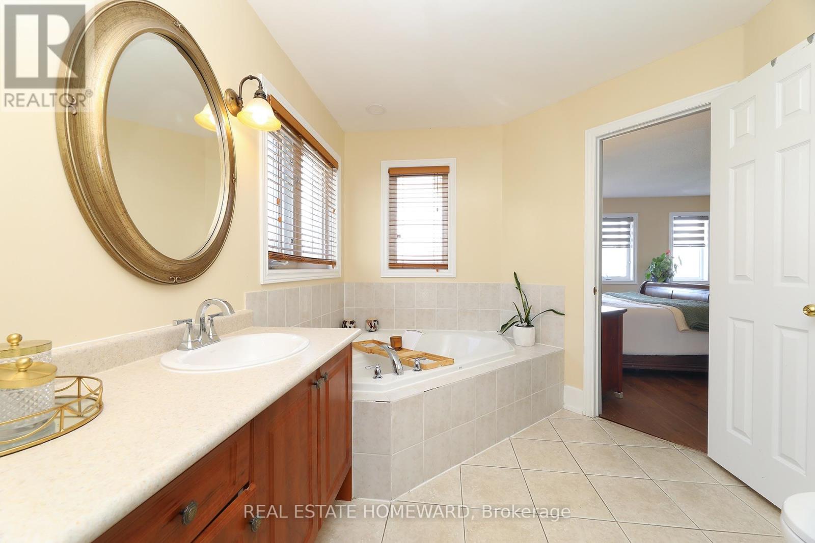 174 Tormina Boulevard, Whitby, ON photo 31