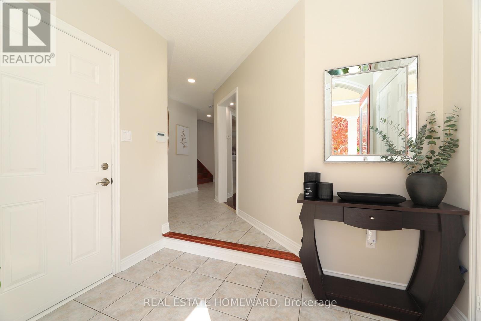 174 Tormina Boulevard, Whitby, ON photo 5