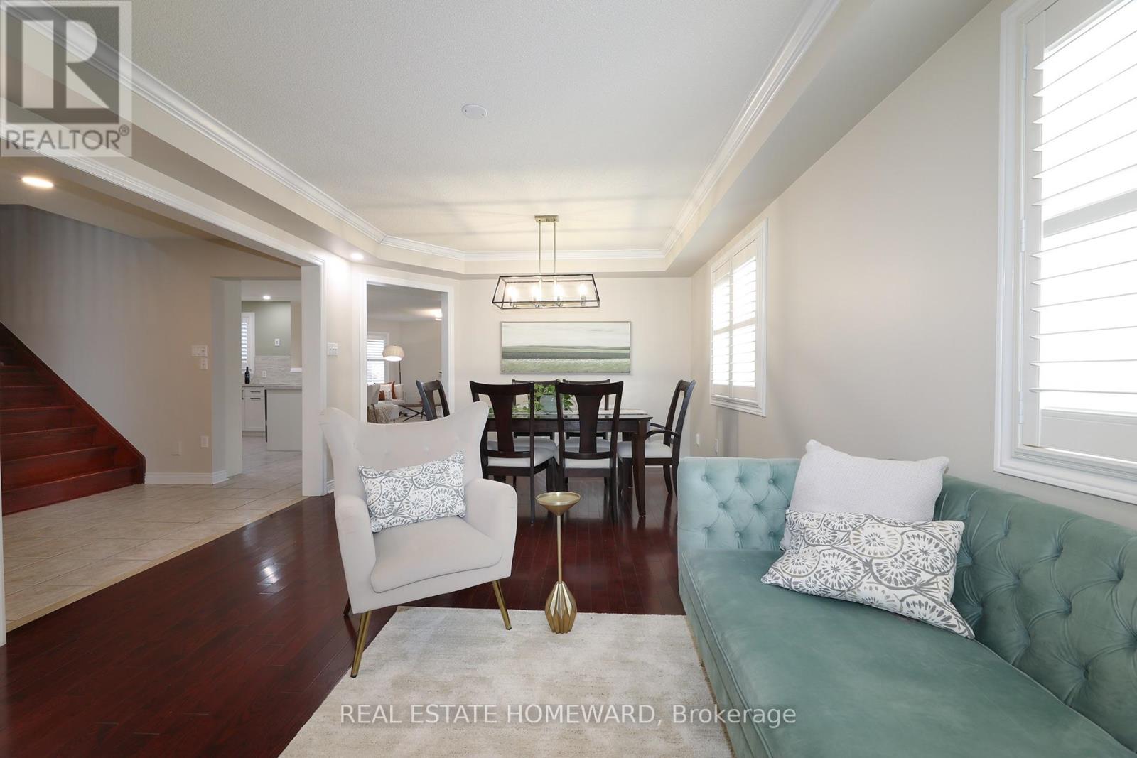 174 Tormina Boulevard, Whitby, ON photo 8