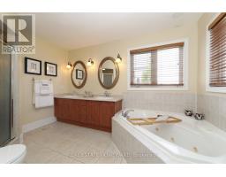 174 Tormina Boulevard, Whitby, ON L1R3R5 Photo 30