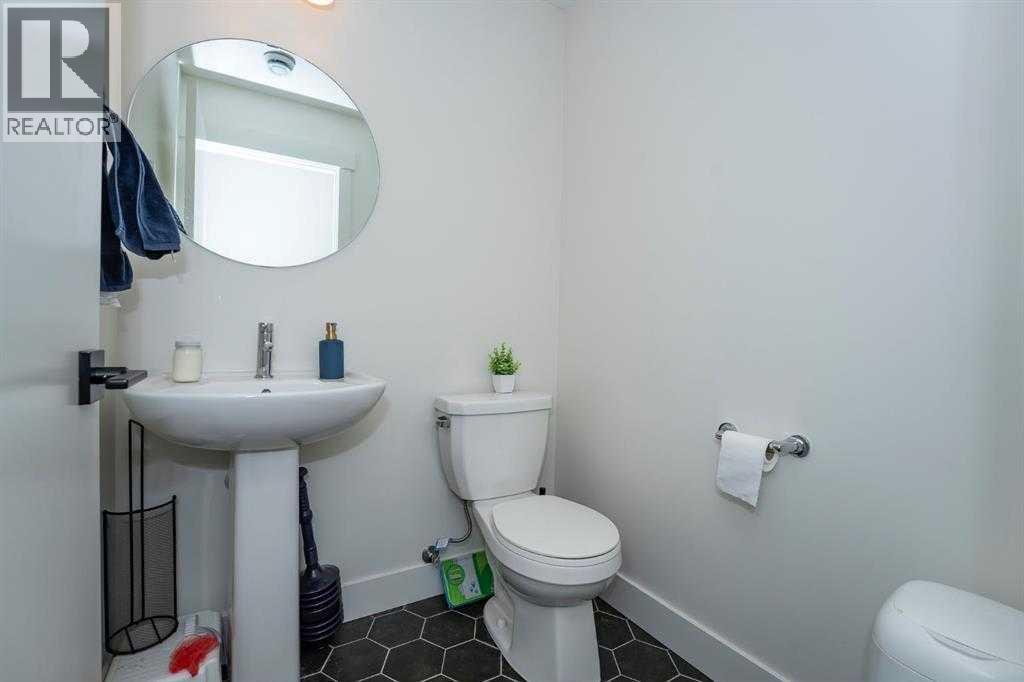 4673 Seton Drive SE, Calgary — photo 8