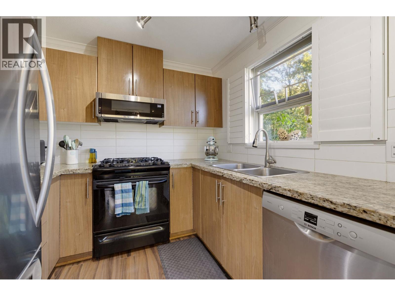 205 700 KLAHANIE DRIVE, Port Moody - Image 1