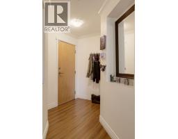 205 700 Klahanie Drive, Port Moody, BC V3H5L3 Photo 25
