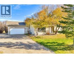 Foyer - 226218 72  E, Rural Foothills County, AB T1S3V7 Photo 6