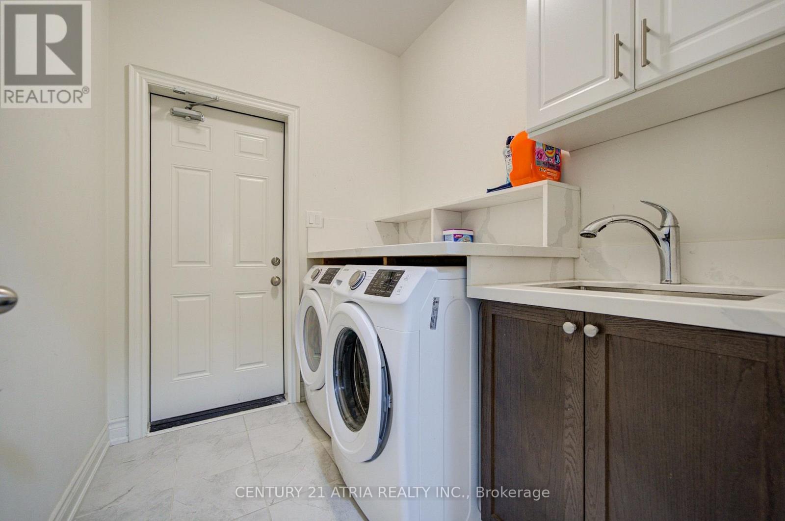 282 Blue Dasher Boulevard, Bradford West Gwillimbury photo 10