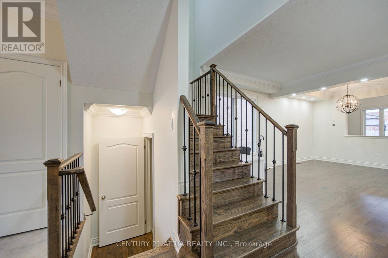 282 Blue Dasher Boulevard, Bradford West Gwillimbury photo 6