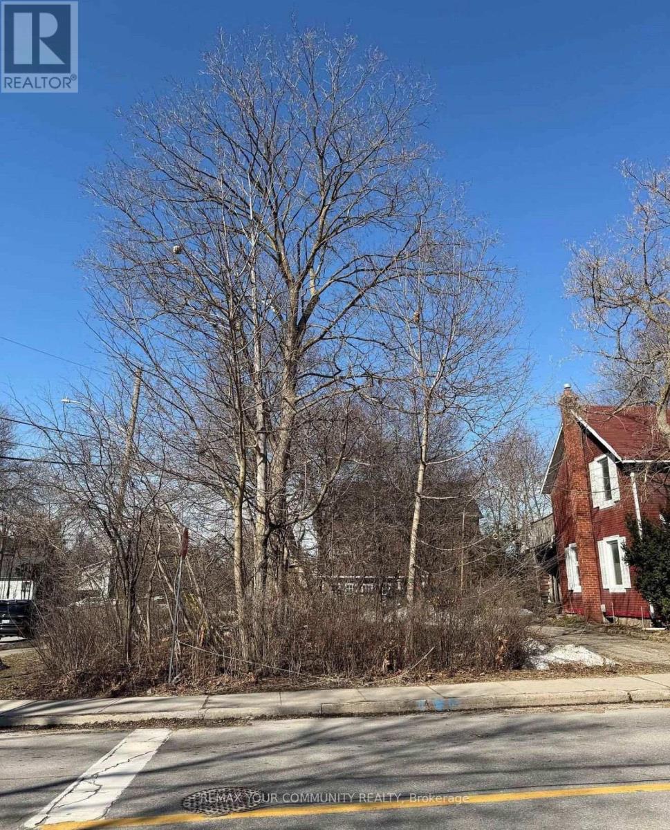 67 Richmond Street, Richmond Hill, ON photo 2