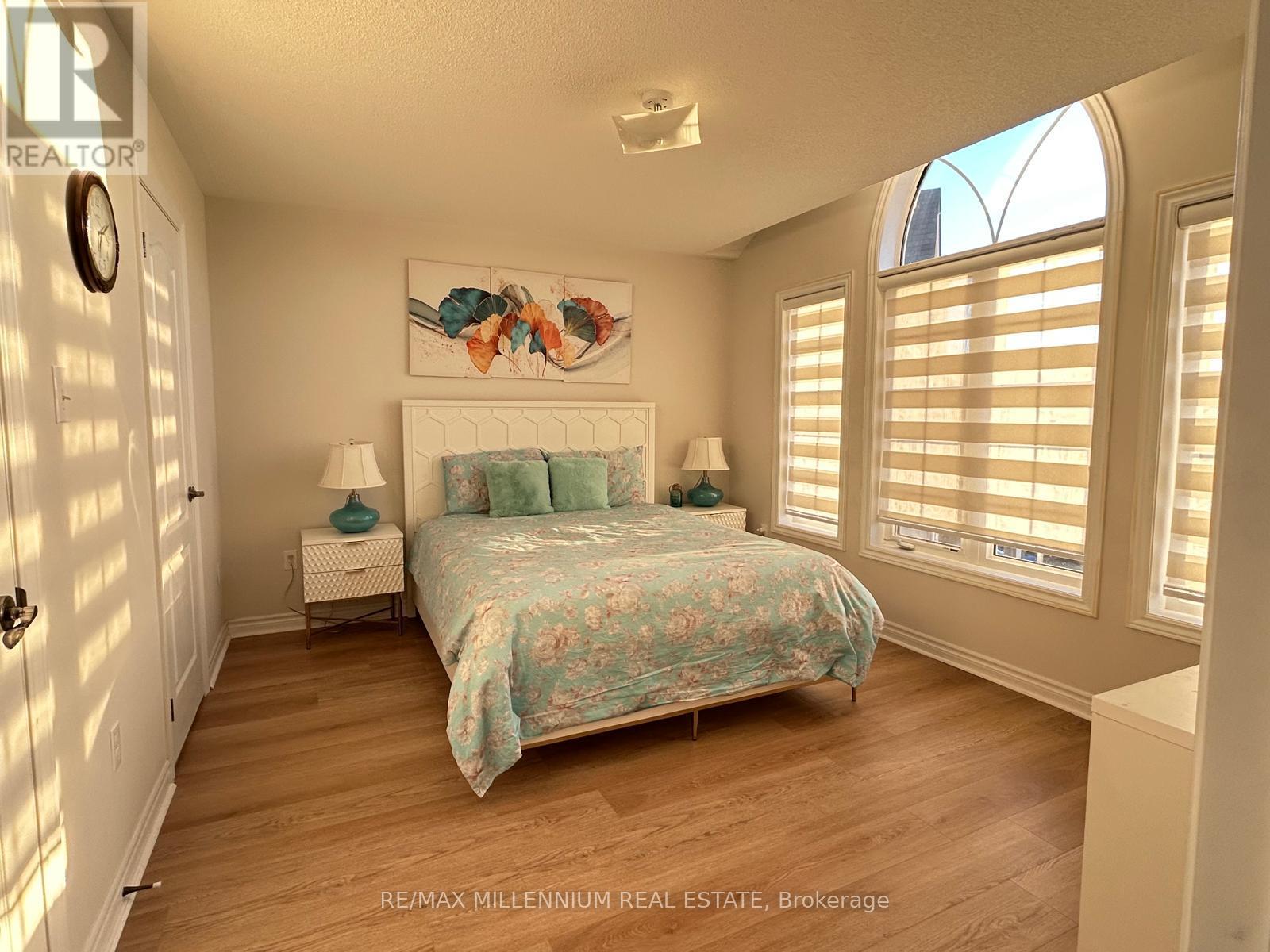 77 Collier Crescent, Essa photo 10
