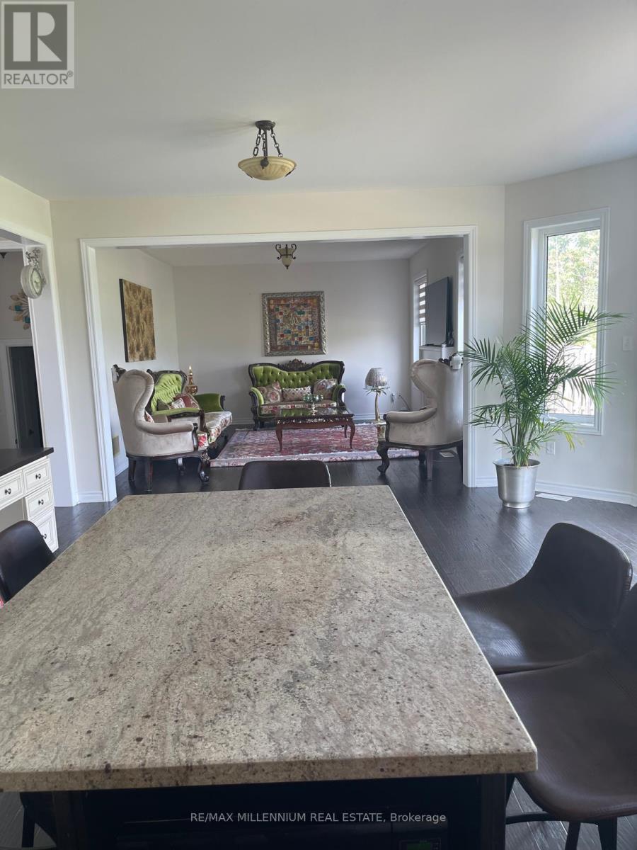 77 Collier Crescent, Essa photo 21