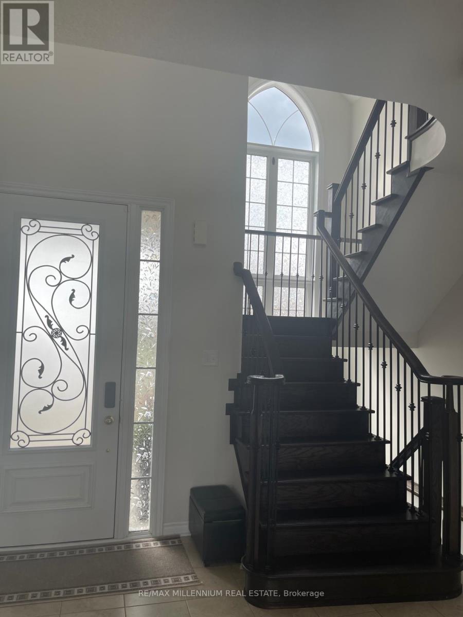 77 Collier Crescent, Essa photo 23