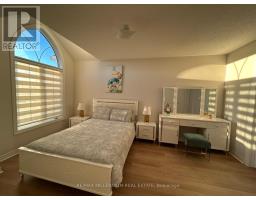 77 Collier Crescent, Essa, ON L0M1B5 Photo 8
