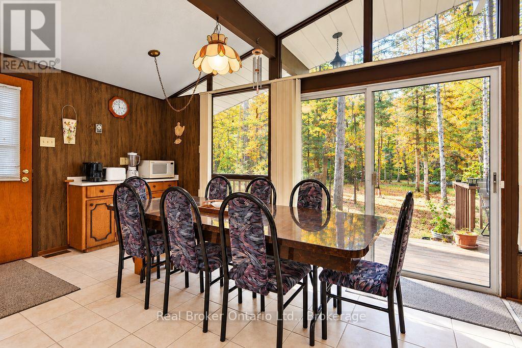 38 Deanlea Boulevard, Tiny photo 10