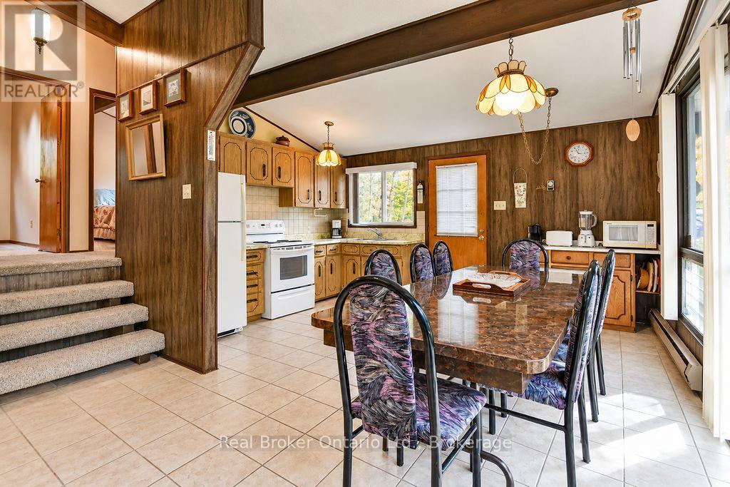 38 Deanlea Boulevard, Tiny photo 9