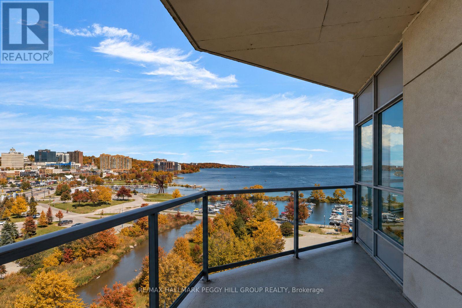 901-6 Toronto Street, Barrie photo 2
